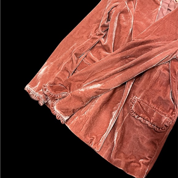 Kenzie Love for Humanity Blush Velvet Blazer - Picture 2 of 4